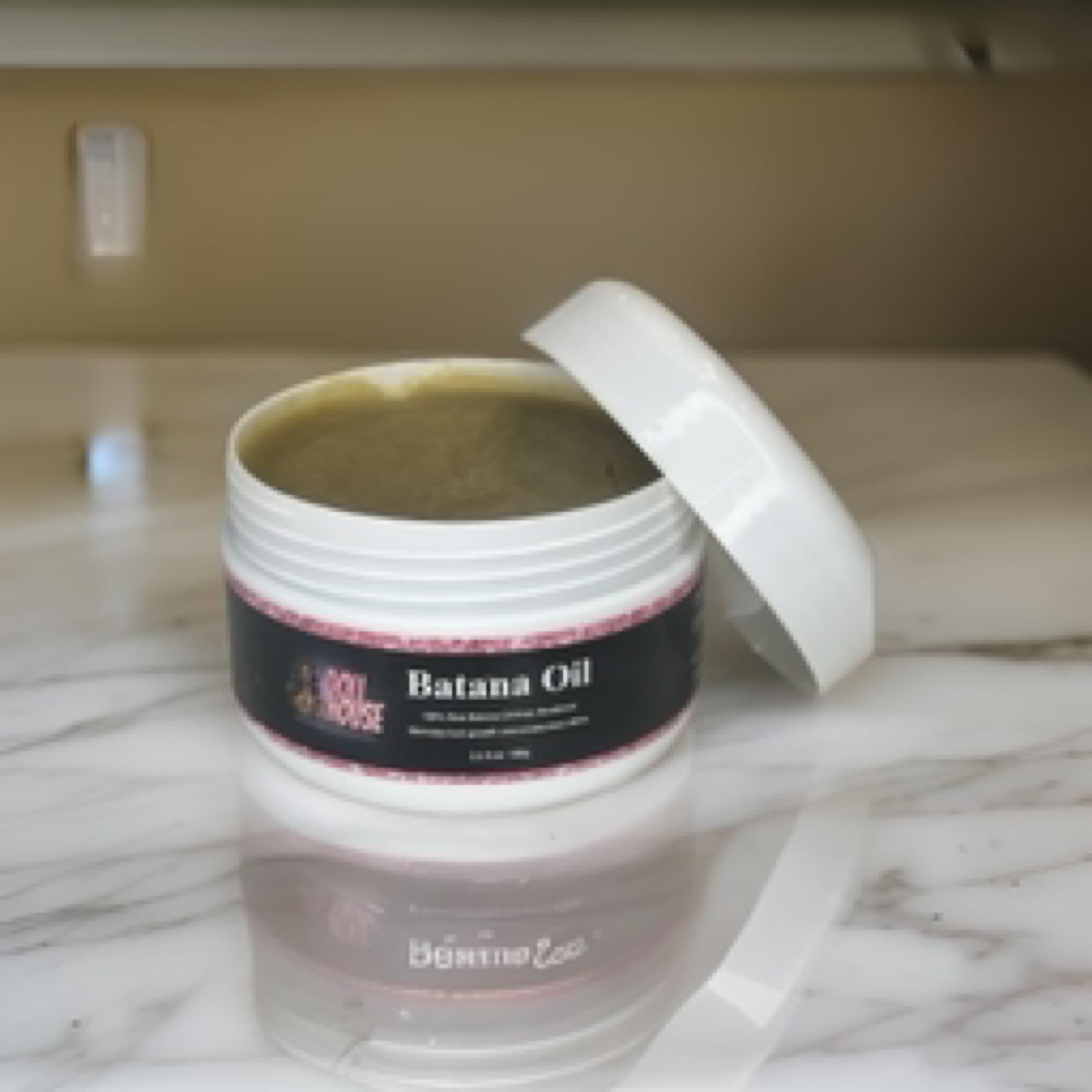 Batana oil - Image 1